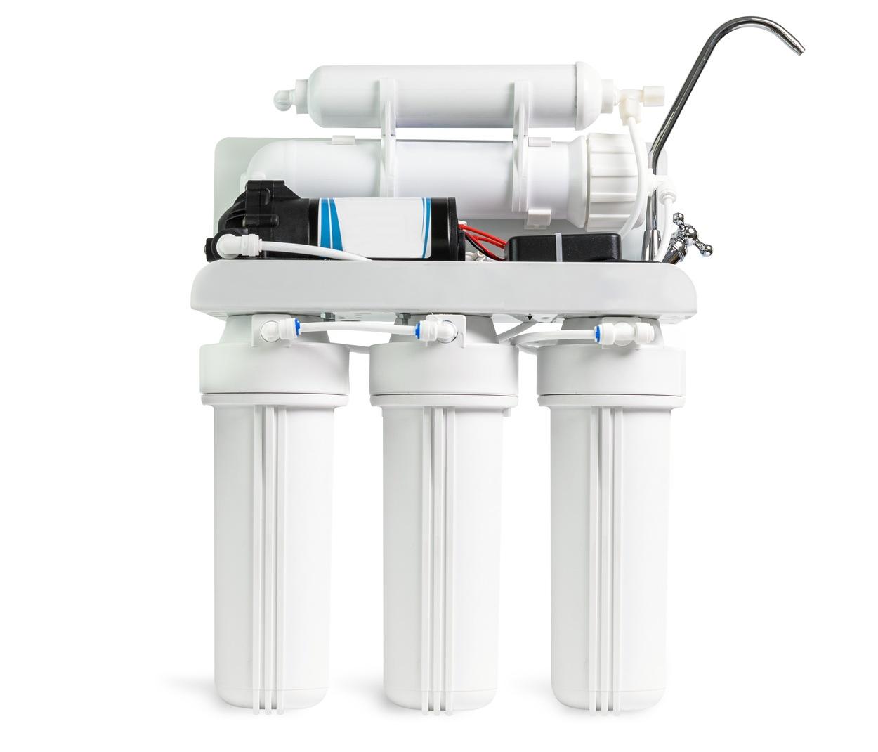 Installing Water Filter at Home